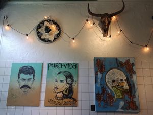 Inside at Pura Vida Vegan Tacos in Antwerpen