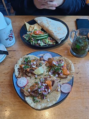  at Pura Vida Vegan Tacos in Antwerpen
