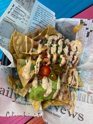 Loaded nachos at Pura Vida Vegan Tacos in Antwerpen