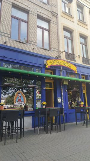 Façade at Pura Vida Vegan Tacos in Antwerpen