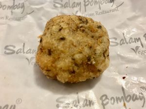 Pakora  at Salam Bombay in Abu Dhabi