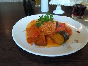 Geschmortes Gemüse mit Tomatenreis at El Greco in Rottweil
