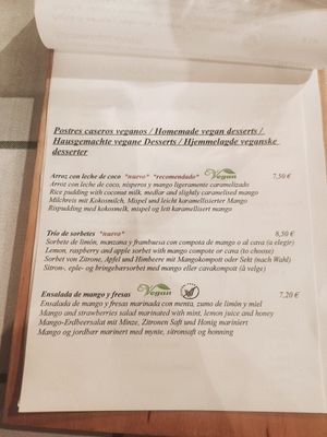 Carta vegana postres at Melitón Jardin in Altea