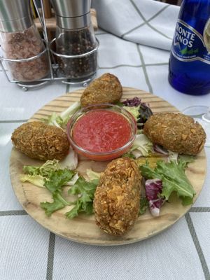 Avocado croquettes  at Melitón Jardin in Altea