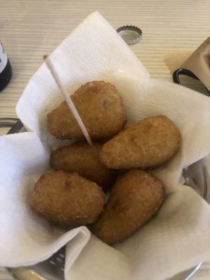 Jalapeño and cheddar fritters  at nube in Spilamberto