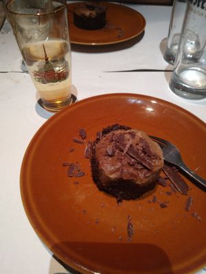 "cheesecake" vegana e crudista al cioccolato at Arbusto in Faenza