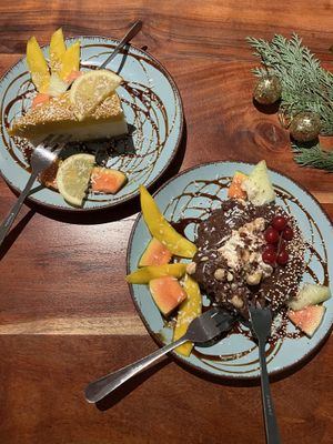 Postres. Cada uno 8€  at Energetic Life  in Stuttgart