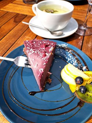 Erdbeertorte, vegan, gluten-und zuckerfrei at Energetic Life  in Stuttgart