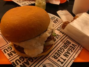 maré! at Vegan Ti Burguer  in Rio De Janeiro