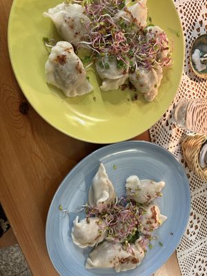 Pierogi di lenticchie e quelli con fagioli e funghi bolliti   at Pod Przykrywką in Wroclaw