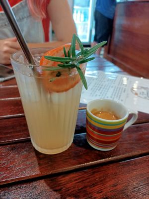 Grapefruit coffee fizz at Cinnamon & Co in West End