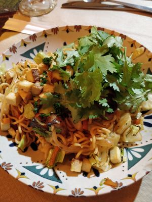 Nouilles sautées veganes at Senpan in A Coruna