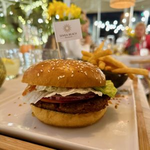 Vegan burger   at Semsa Beach in Calpe