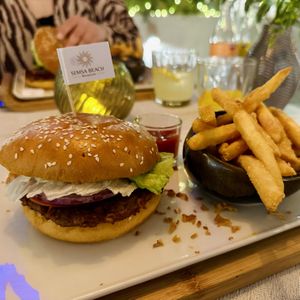 Vegan burger   at Semsa Beach in Calpe