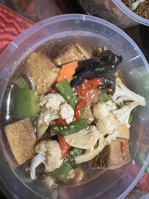 Claypot tofu 8/10  at Superior Green Vegetarian 御素缘 in Northeast Singapore