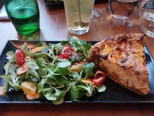 Tarte salée at La Végétalerie - concept store végétal in Saint-brieuc