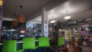 Inside the store at Ma'alea General Store in Wailuku