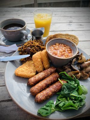 The breakfast - Vegan breakfast (sausage, mushrooms, tomatoes, avocado, smashed falafel, multigrain toast, sautéed spinach and beans).  at North Sea Observatory in Chapel St Leonards