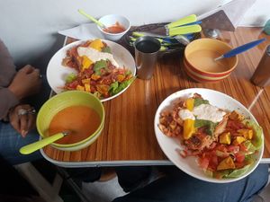 Lasaña vegana, sopa y bebida 🤩 at Govinda Lila in Cusco