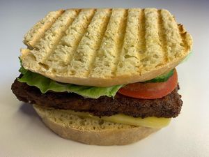 Vegan Sandwich Taifun “Tofu á l’Ail des Ours" #Veganuary at Vegan Wine and Tapas by Markus in Porto