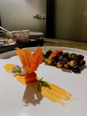 (a dish from the degustation menu)  at Yi'ersu Vegetarian Cuisine in Changsha
