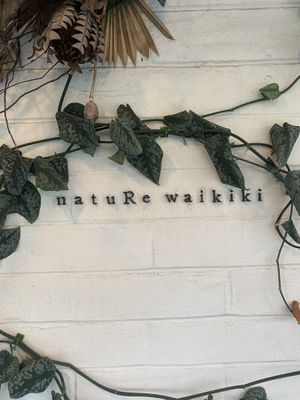 Sign   at natuRe waikiki in Honolulu