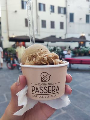 Coffee and chocolate icecream at Gelateria Della Passera in Florence