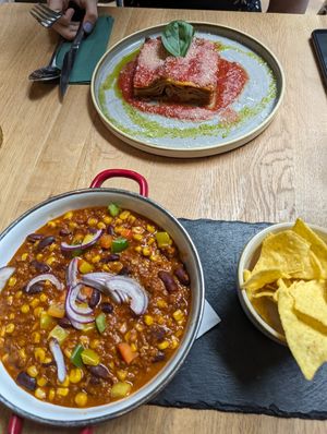 Chilli sin carne and lasagne at Vegan Garden Budapest in Budapest