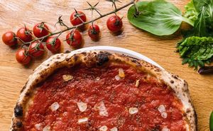 Marinara:
Pizza sauce, garlic, olive oil, oregano at Vegan Garden Budapest in Budapest