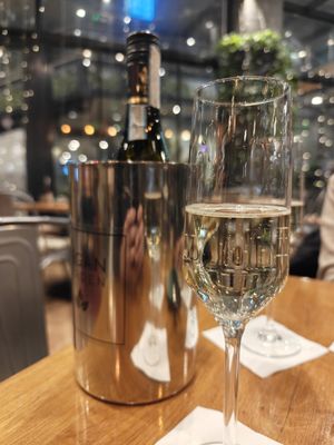 Vegan prosecco at Vegan Garden Budapest in Budapest
