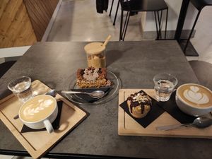 Pastís de pastanaga sense lactosa at Fika Coffee in Barcelona