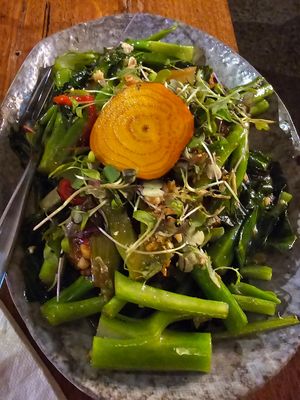  at Hochi Mama in Richmond