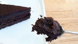 chocolate cake - close-up at Fortunate Coffee - 씽푸커피 in Ansan