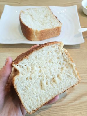 chunk of fresh bread at Fortunate Coffee - 씽푸커피 in Ansan