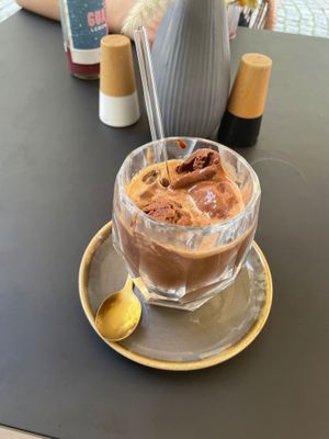 Vegan Affogato  at Findelkind Café in Esslingen