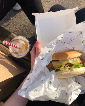 milkshake & burger at V Street Kitchen in Cleethorpes