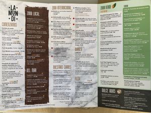 Full menu  at LaMundi in Cordoba