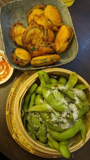 Zucchini im Teigmantel, Edamame at FLOA in Ulm