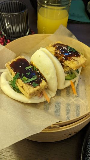 Gua Bao mit Tofu at FLOA in Ulm