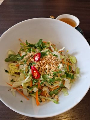 Reisbandnudeln mit Tofu at FLOA in Ulm