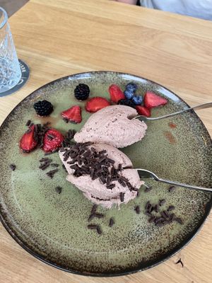 Zartbitter Schokomousse 🤤  at Ox&Ehrlich in Lermoos