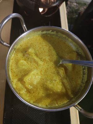 Potatos with a special sauce at Serendib in Milan