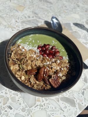 Smoothie Criminal bowl  at Green Hippo - Kallio in Helsinki