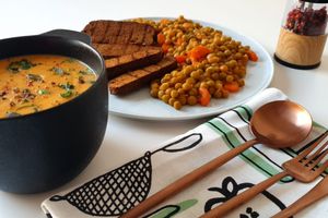 Grilled seitan with peas at GreenAware in Timisoara
