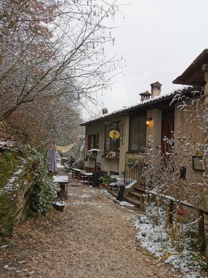 Outside in winter with snow #Veganuary at AltoForno in Rocca Malatina