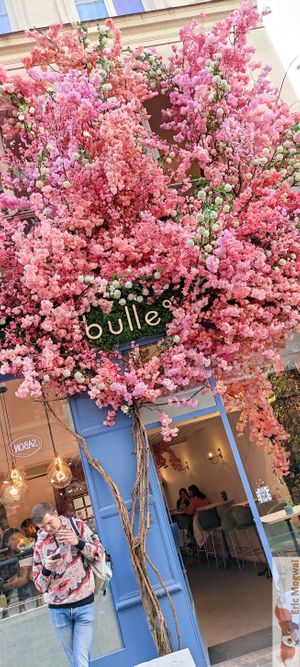 New facade ! at Bulle in Paris