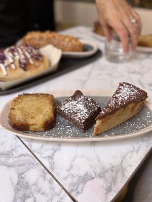 Desert ananas cake, gluten free brownie, pear chocolate cake 4€ each   at Bulle in Paris