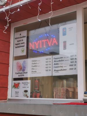 Choice of chimney cakes/the current price list at Royal Street Food - Kürtőskalács in Tatabanya