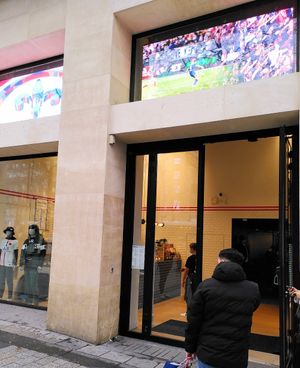 Entrance at Wild & The Moon - Ave de Champs Elysées in Paris