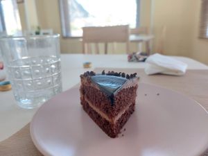 Vegan chocolate cake at Terralab in La Cabrera